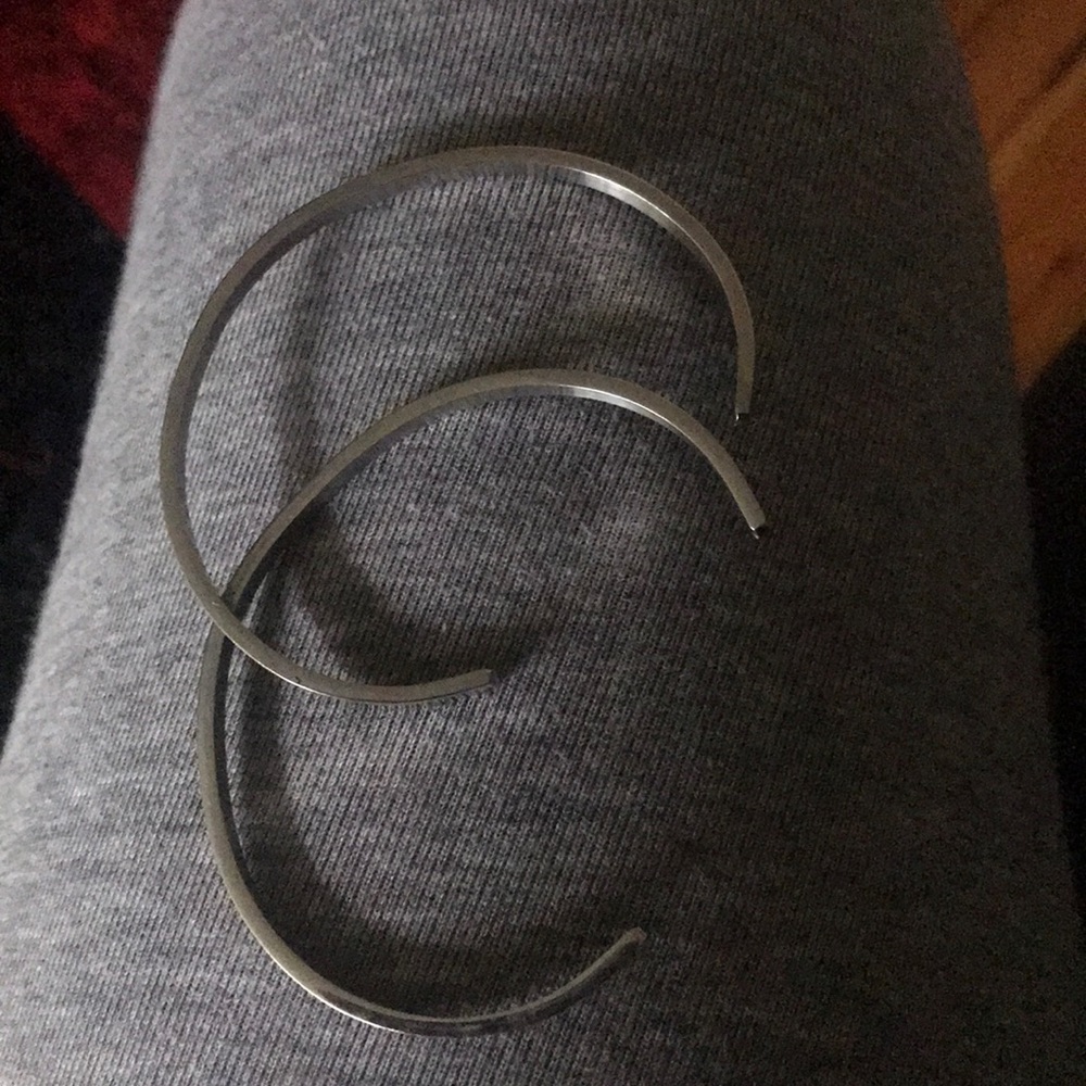 Bracelets - Picture 5 of 8